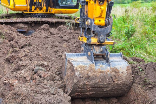 Digging Service in Logan